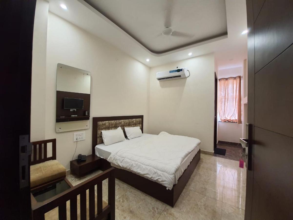 New Gokul Grand Hotel Dehradun Eksteriør billede