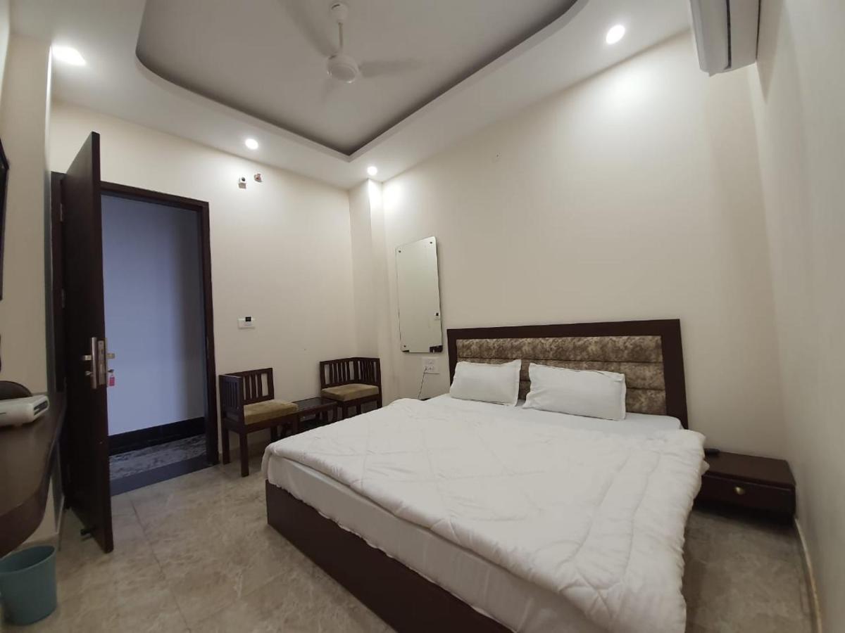 New Gokul Grand Hotel Dehradun Eksteriør billede