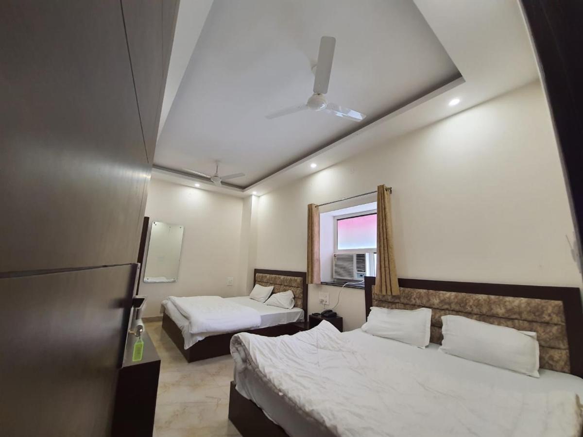New Gokul Grand Hotel Dehradun Eksteriør billede